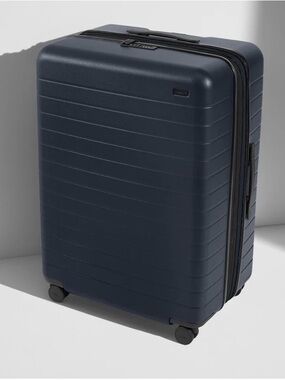 Away large flex luggage
